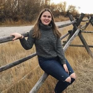 Meet your Posher, Hannah